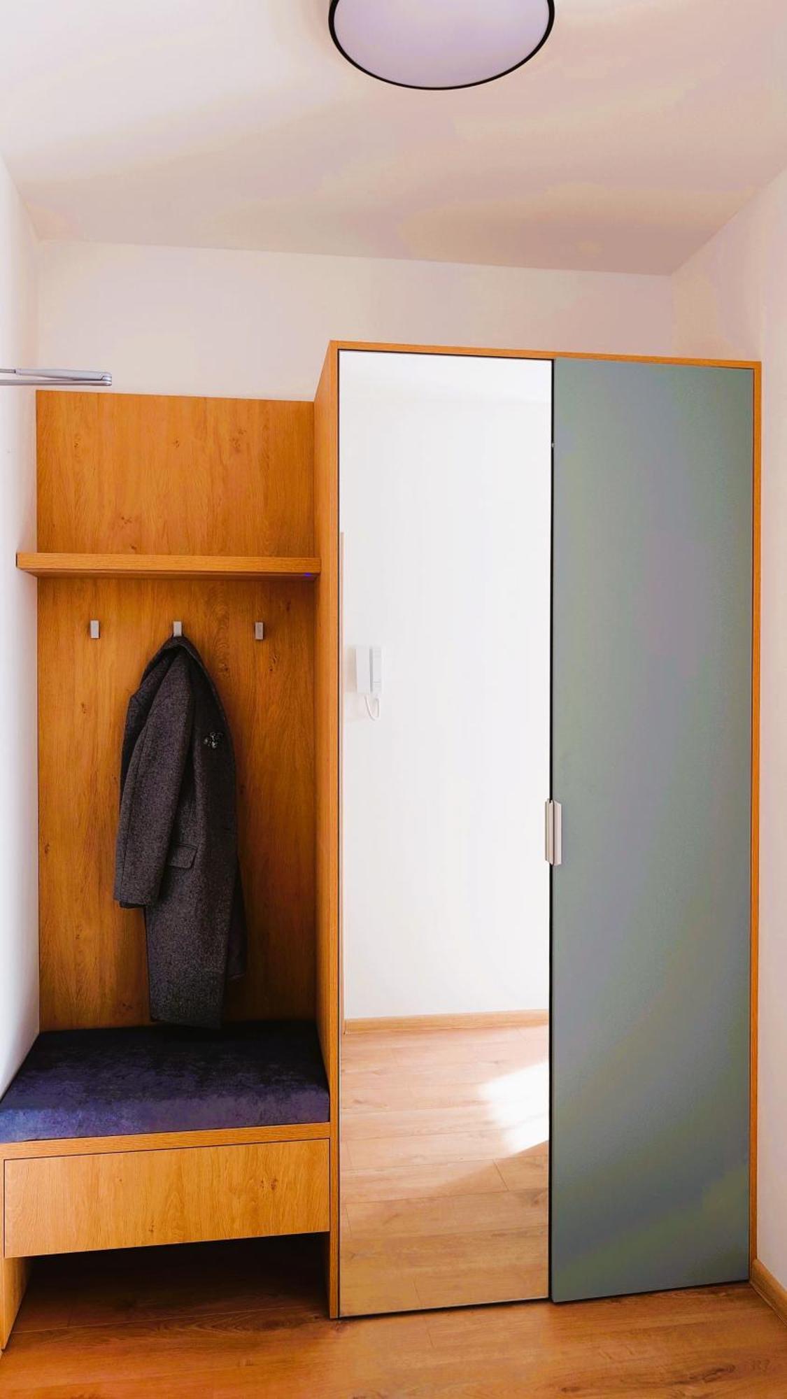 Apartman Nad Riekou Bešeňová Eksteriør bilde